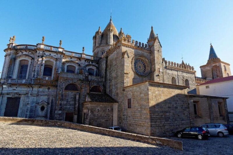 Lisbon: Customizable & Private Évora Day Trip with a Local - Analyzing the Value