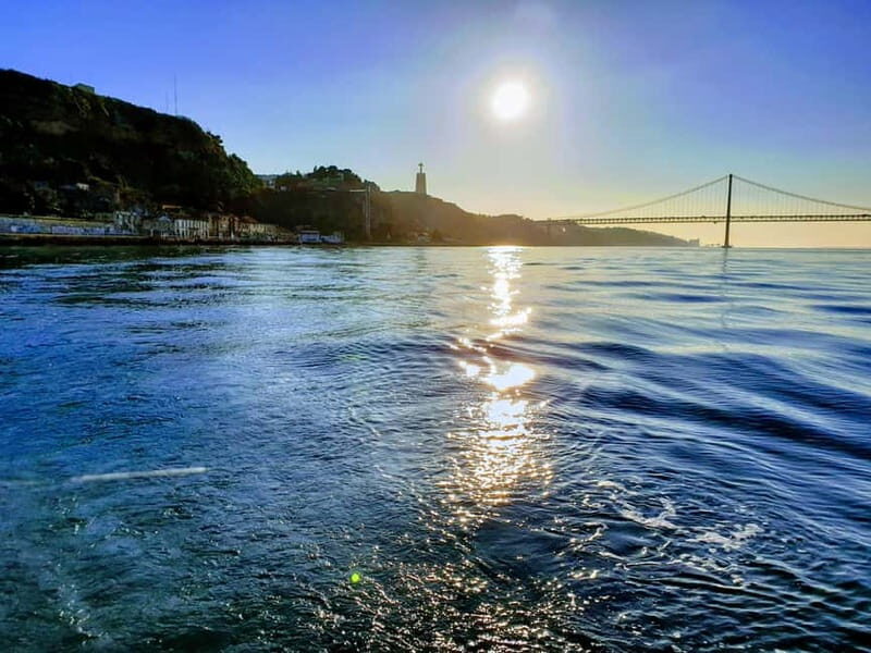 Lisbon: Daytime or Sunset Boat Cruise with History and Wine - FAQs