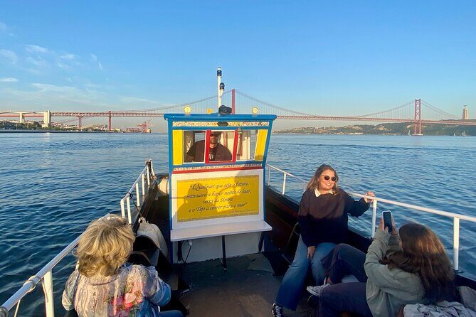 Lisbon Daytime & Sunset Tradicional Boat Tour Sightseeing Cruise - Authentic Reviews: What Travelers Say
