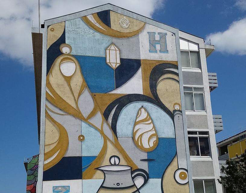 Lisbon: Discover Lisbons Amazing Street Art With a Car - Inclusions and Provided Amenities