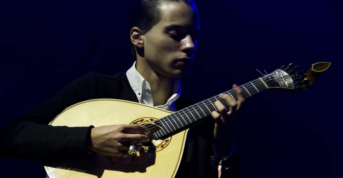 Lisbon: Evening City Tour With Dinner and Live Fado Show - Meeting Details