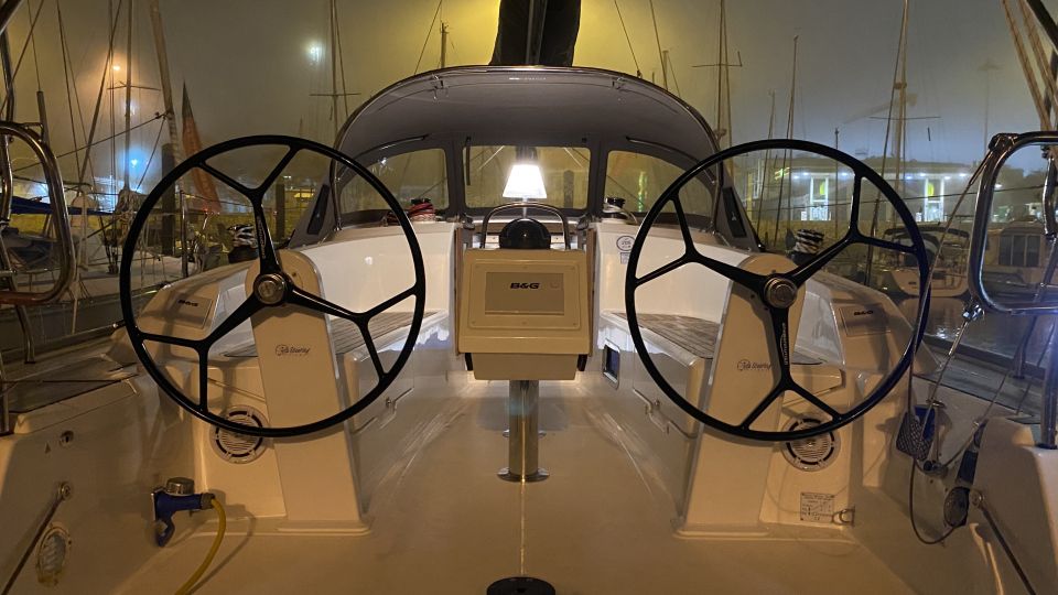 Lisbon: Exclusive Night Tour - Main Sites Visited