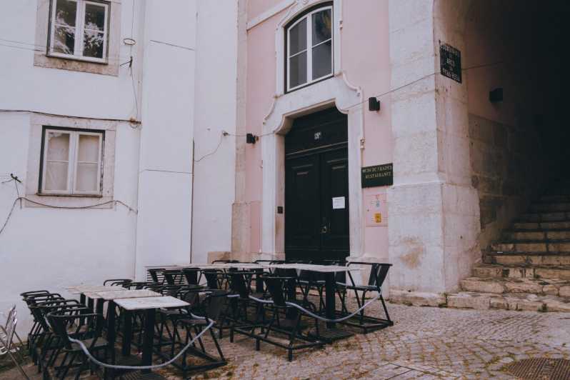 Lisbon: Fado Night with Dinner in a Typical Fado House - Exploring Lisbon’s Fado Night at Mesa de Frades