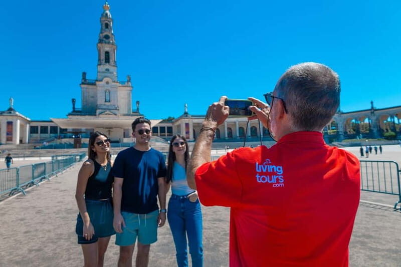 Lisbon: Fátima, Batalha, Nazaré and Óbidos Small-Group Tour - Key Points