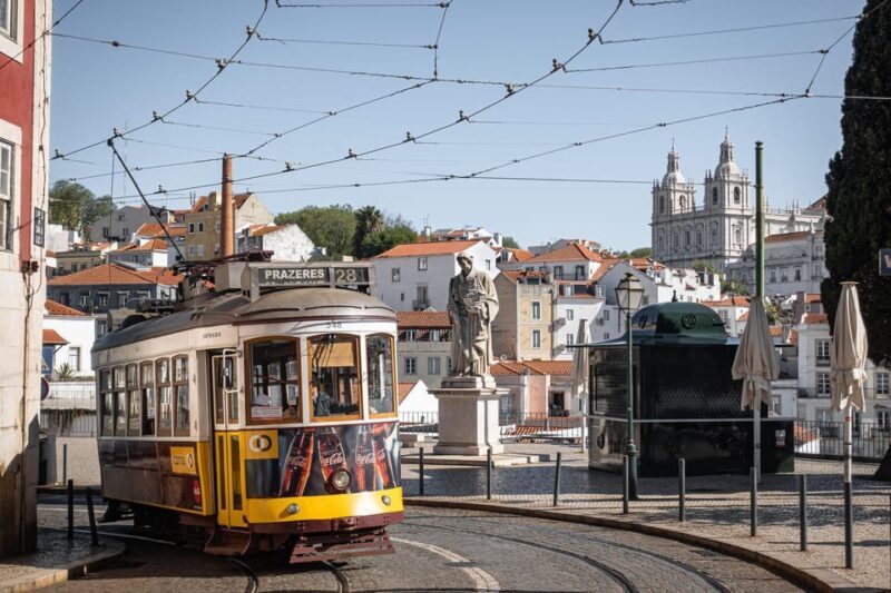 Lisbon: Flexible Walking Tour of Alfama - FAQ