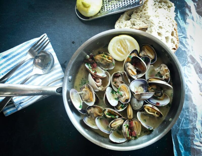 Lisbon: Food and Wine tasting tour in Local Hidden Gems - Why This Tour Stands Out