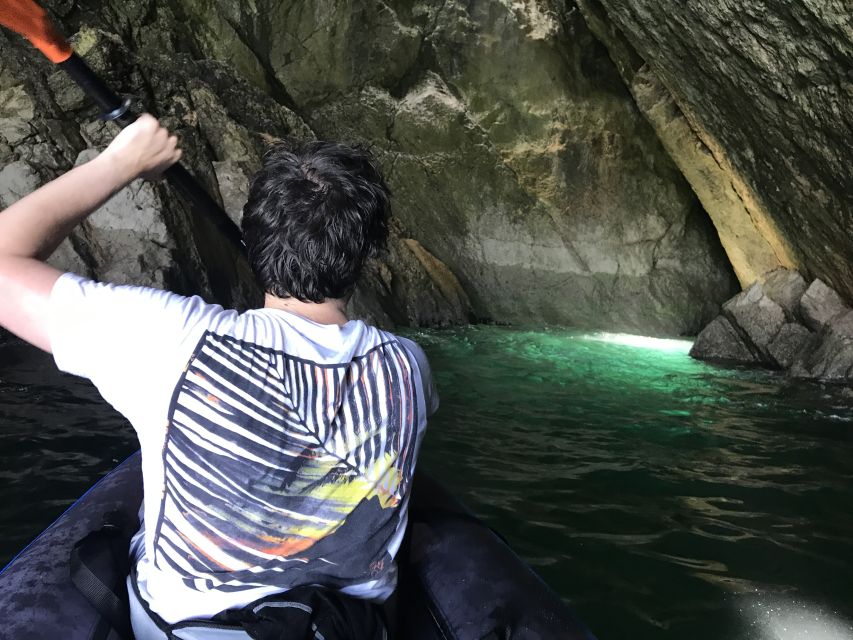 Lisbon: Full-Day Sesimbra Kayak Tour With Picnic - Inclusions and Amenities
