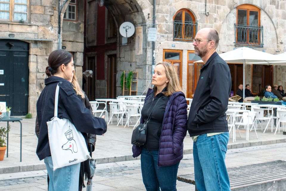 Lisbon: Guided Fado Walking Tour With Dinner and Live Show - Customer Reviews