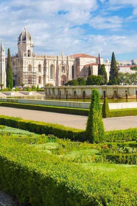 Lisbon: Guided tour of Belem - Key Points