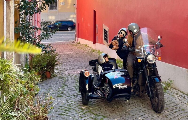 Lisbon : Historic Motorcycle Side-car Tour 1H - Why Choose the Lisbon Motorcycle Sidecar Tour?