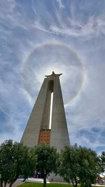 Lisbon in comfort - City highlights private tour - An Elegant Way to See Lisbon