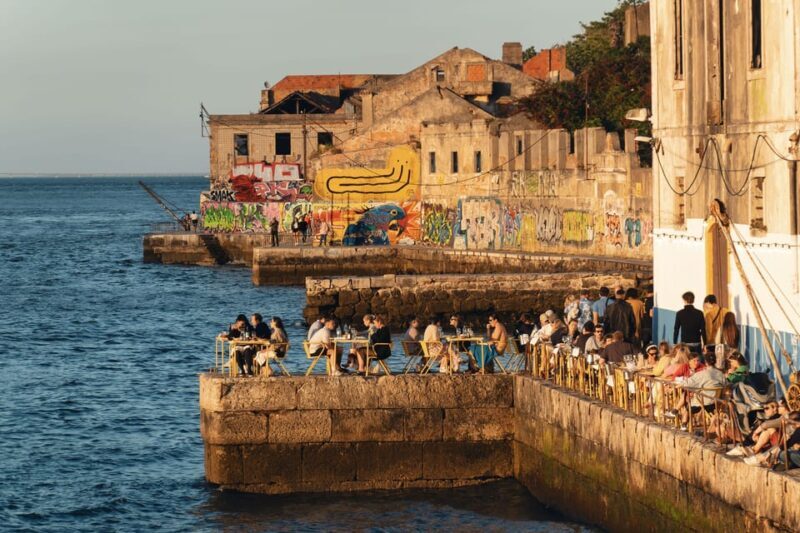 Lisbon: Lost Places & Streetart-Tour for Photographer - Exploring Lisbon’s Less-Traveled Side