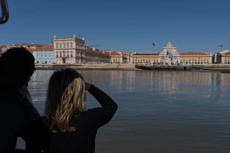 Lisbon: "Lovely Day" Discover Lisbon from the River - Lisbon: "Lovely Day" Discover Lisbon from the River – A Practical Look 