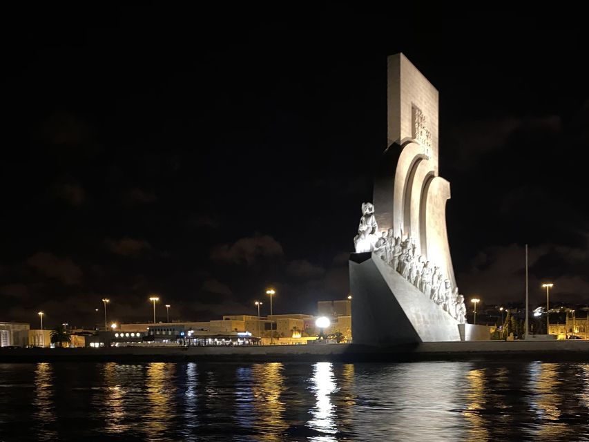 Lisbon: Luxury Sailboat Cruise at Night - Frequently Asked Questions