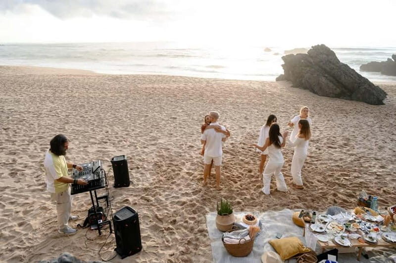Lisbon: Luxury Vintage Picnic Experience - The Sum Up