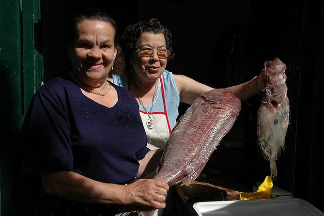 Lisbon Old Town Tour - Booking and Health