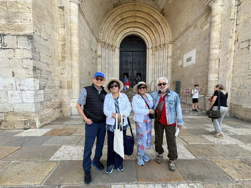 Lisbon: Old Town Tuk Tuk Tour - The Guide’s Role and the Overall Experience