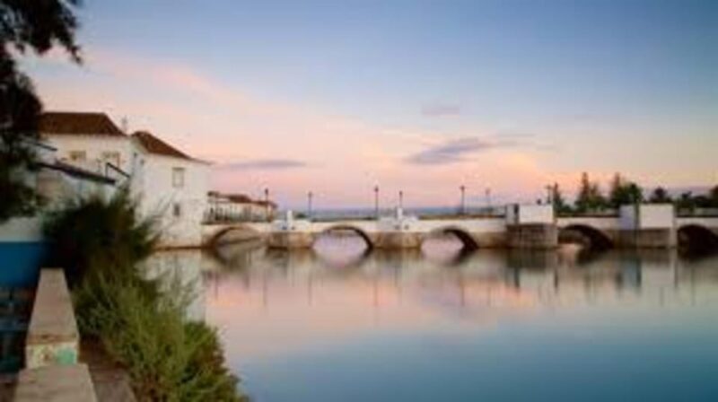 Lisbon: One-Way Trip to Seville up to 2 Stops Algarve Huelva - Tavira, Algarve