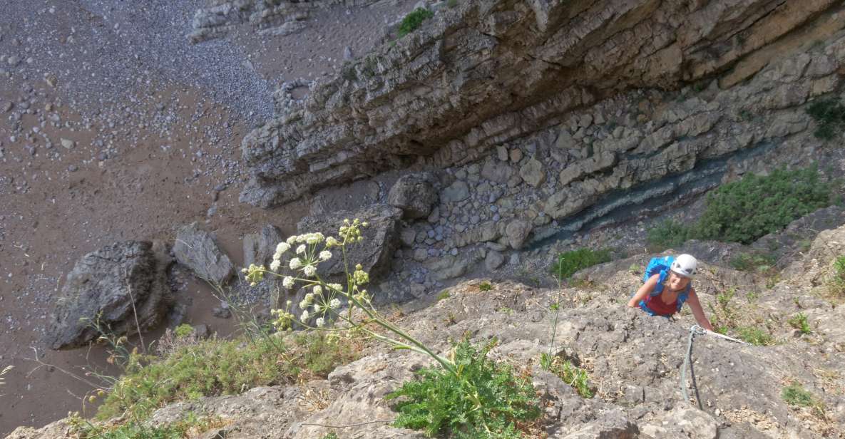 Lisbon or Sesimbra: Guided Rock Climbing Tour in Arrábida - Adventurous Rock Climbing