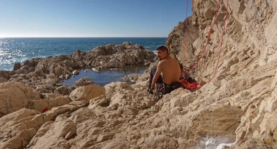 Lisbon or Sesimbra: Guided Rock Climbing Tour in Arrábida - Tailored Climbing Experience