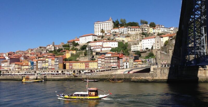 Lisbon: Porto Private transfer visiting Nazare and Obidos - Included and Not Included