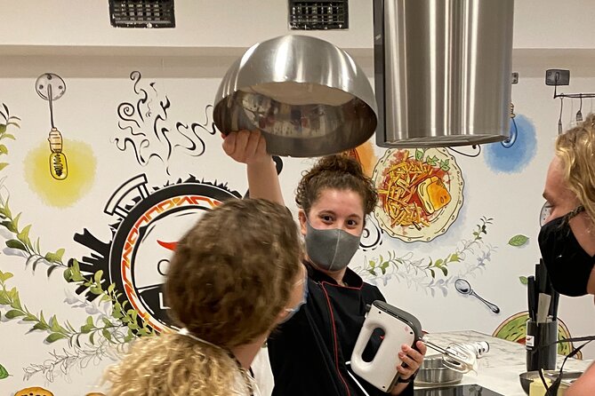 Lisbon Portuguese Cooking Class With 3-Course Dinner - Participants Experiences