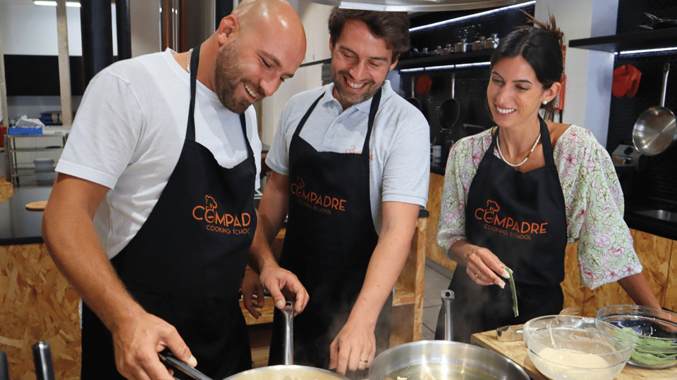 Lisbon: Portuguese street food cooking class with Drinks - FAQ