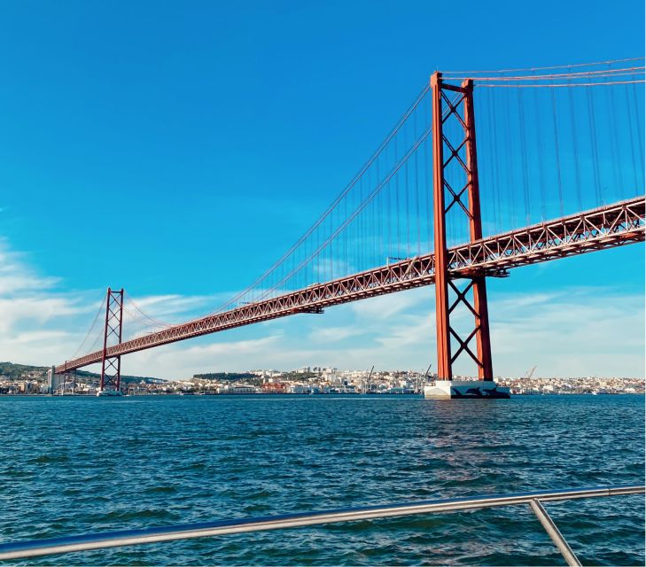 Lisbon: Private Catamaran Tour Along the Tagus River - Accessibility and Cancellation Policy