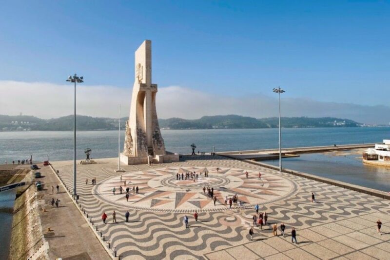 Lisbon: Private Christmas Lights Tour by Eco Tuk Tuk - What Travelers Are Saying