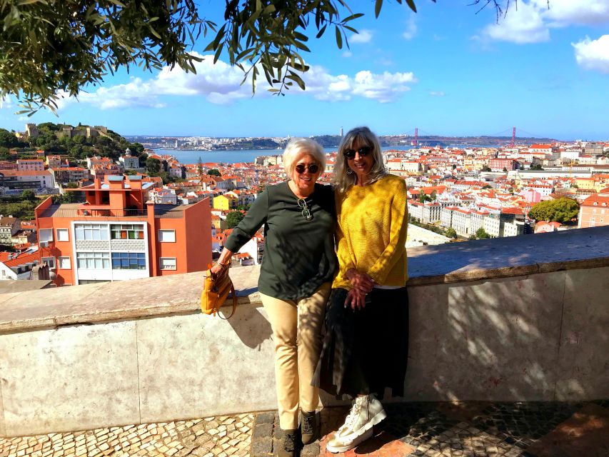 Lisbon Private Deluxe City Tour - Scenic Viewpoints