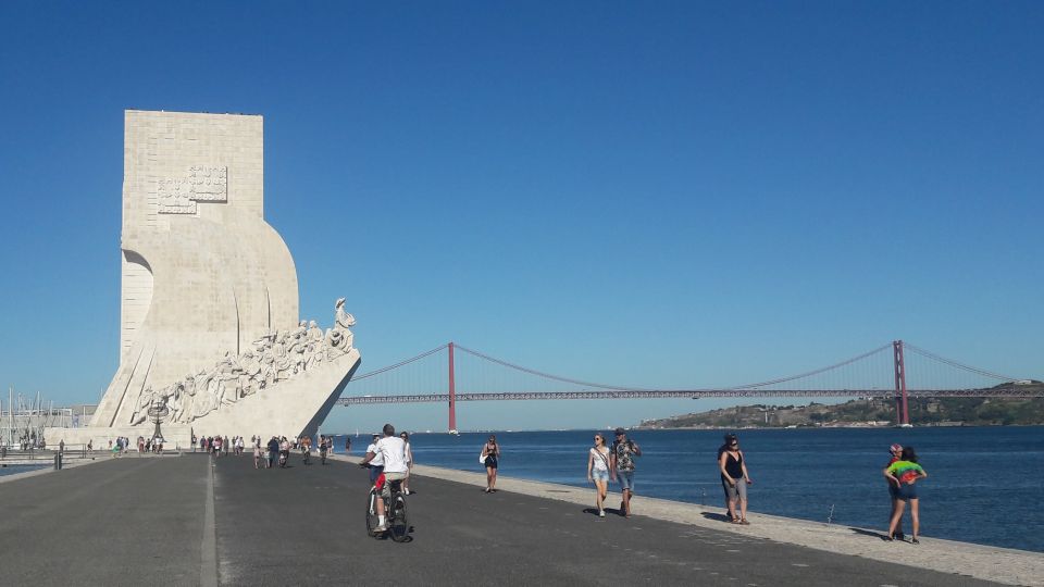 Lisbon Private Deluxe City Tour - Lisbons Neighborhoods