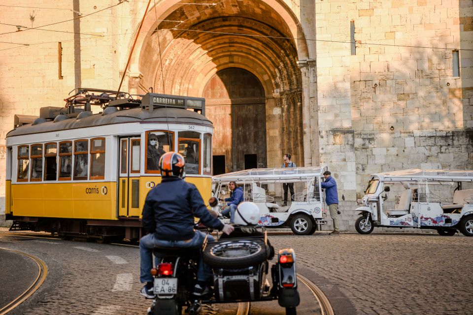 Lisbon: Private Food & Wine City Tour by Eco Tuk Tuk - Live Commentary on Board