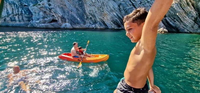 Lisbon: Private Full Day Arrábida & Sesimbra with Boat Tour - Frequently Asked Questions