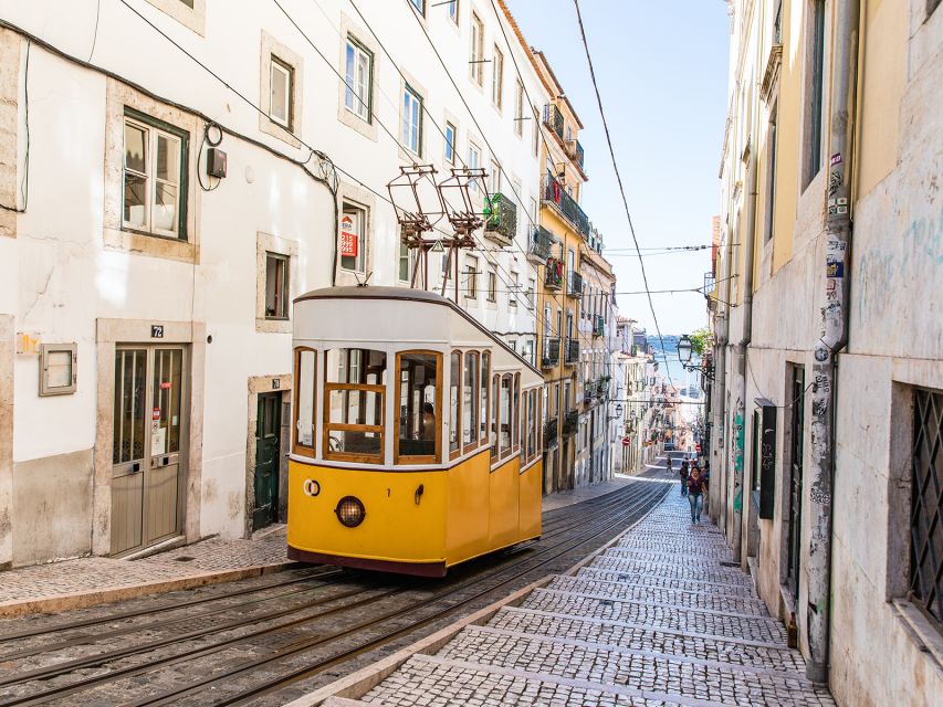 Lisbon: Private Guided Tour by Electric Tuk Tuk - Uncover Lisbons Rich History