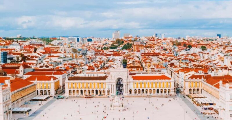 Lisbon: Private Old Town Tuk Tuk Tour - An inviting way to explore Lisbon’s historic neighborhoods