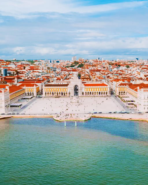 Lisbon: Private Old Town Tuk Tuk Tour - Key Points