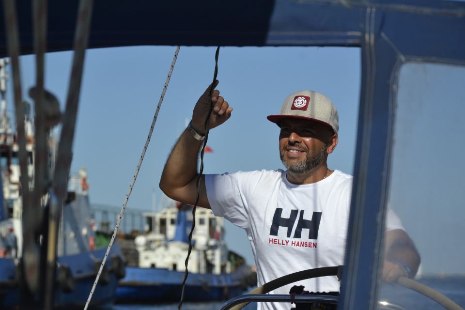 Lisbon: Private Sailboat Tour on Tagus River - Booking and Cancellation