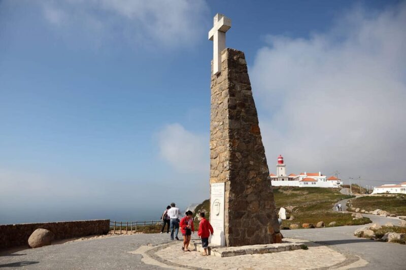 Lisbon: Private Sintra, Cascais & Cabo da Roca Day Trip - Key Points