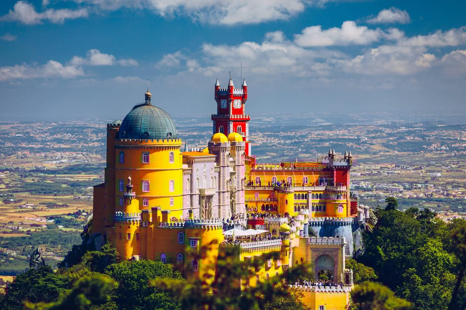 Lisbon: Private Sintra, Pena Palace & Regaleira Day Trip - What’s Included and What to Consider