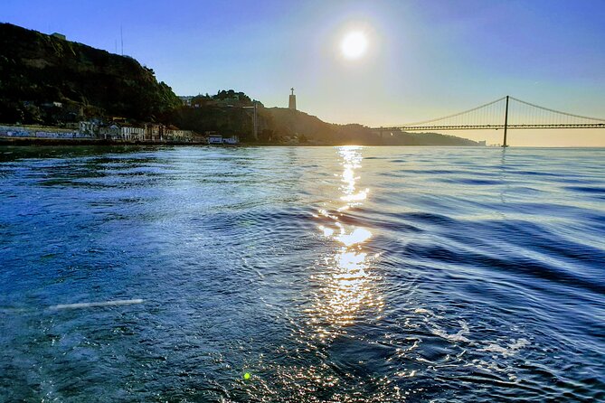 Lisbon Private Sunset Cruise - Exploring Lisbons Landmarks