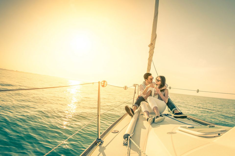 Lisbon: Private Sunset Sailing Tour With Champagne - Booking Flexibility