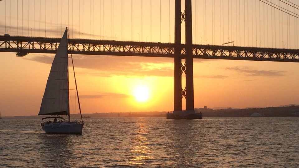 Lisbon: Private Tagus River Sunset Cruise on a Luxury Boat - Relax and Enjoy the Sunset