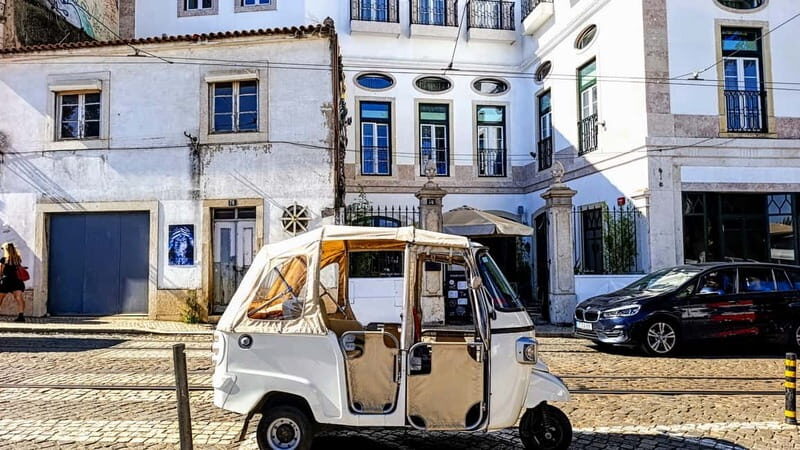 Lisbon: Private Tour in a Piaggio Ape Calessino - Why Choose This Tour?