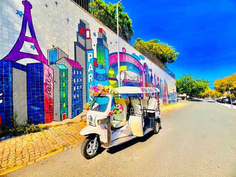 Lisbon: Private Tuk Tuk Tour with Polaroid Photos - Practical Tips and Considerations