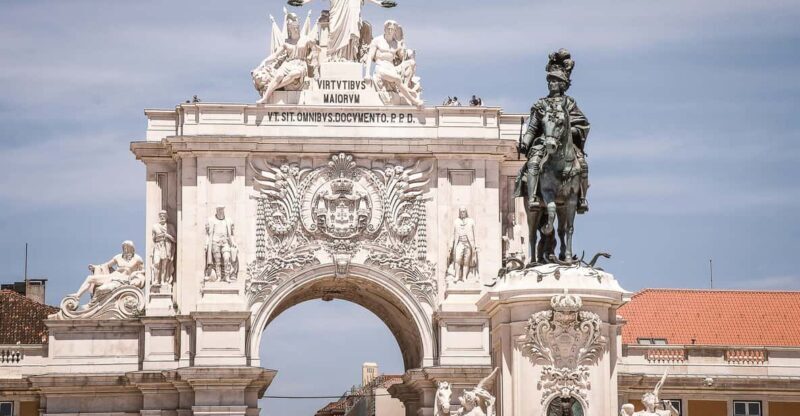 Lisbon: Private TukTuk Tour - Why Choose a Private Eco TukTuk Tour?