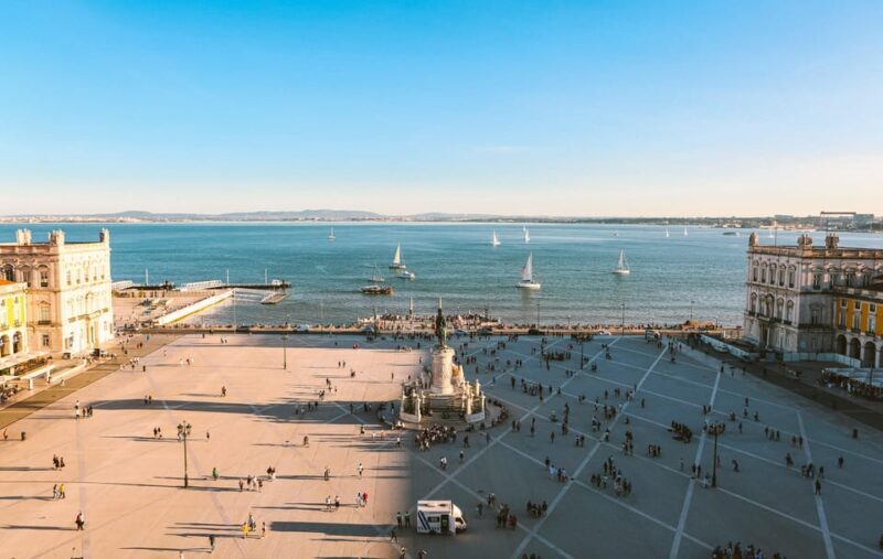 Lisbon: Private walking tour - Key Points