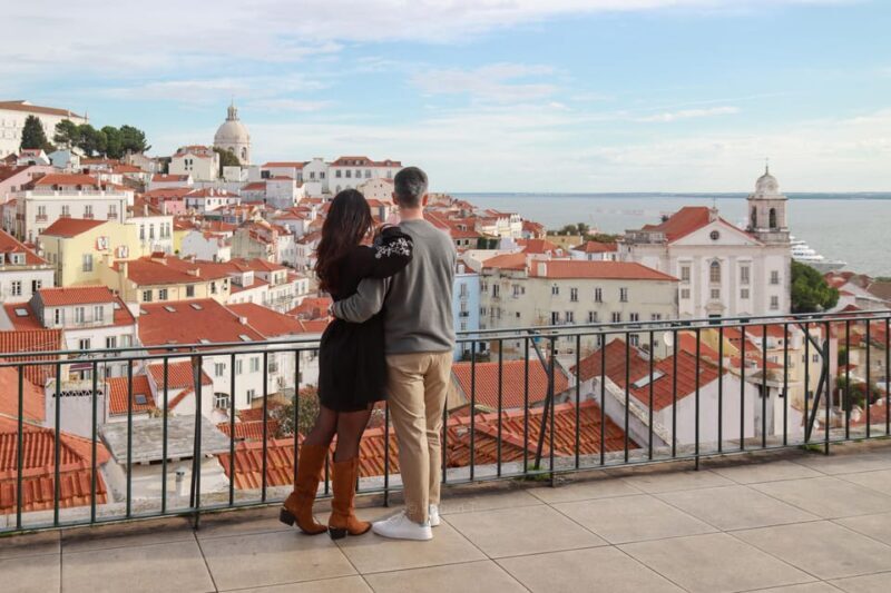 Lisbon: Pro Photoshoot in Alfama, the oldest neighborhood - Practical Tips for Interested Travelers