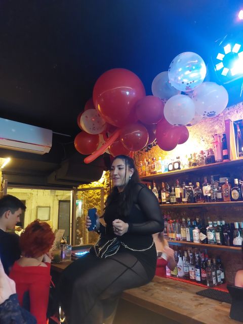 Lisbon Pub-Crawl: 1h of Open Bar, Shots and VIP Club Entry - Experience Highlights