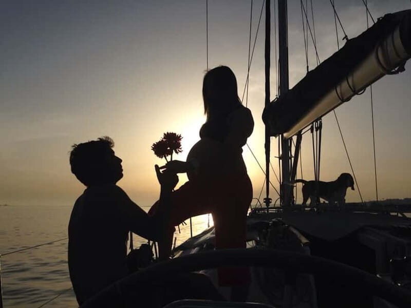 Lisbon: Romantic Cruise with Wine & Portuguese Tapas - A Closer Look at the Experience