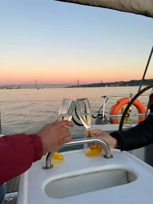 Lisbon: Romantic Cruise with Wine & Portuguese Tapas - FAQs